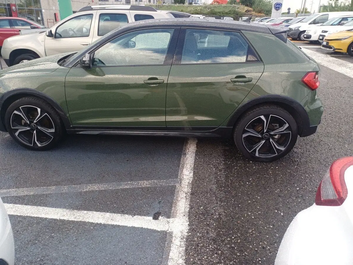 Audi A1 Sportback usata a Massa-Carrara (6)