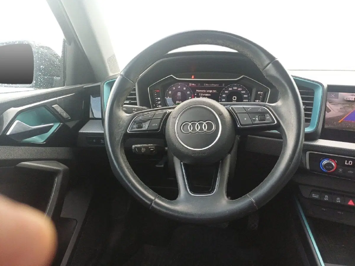 Audi A1 Sportback usata a Massa-Carrara (7)
