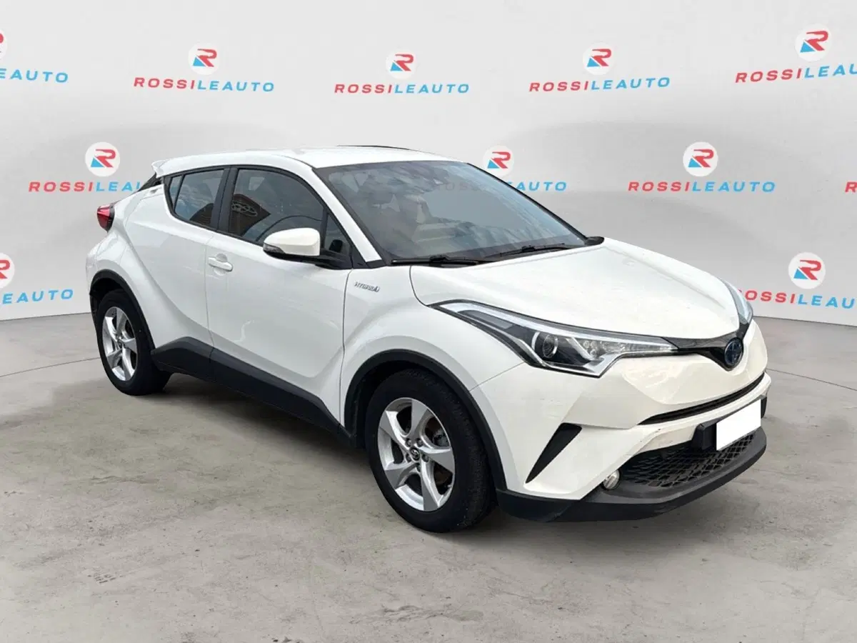 Toyota Toyota C-HR usata a Massa-Carrara (3)