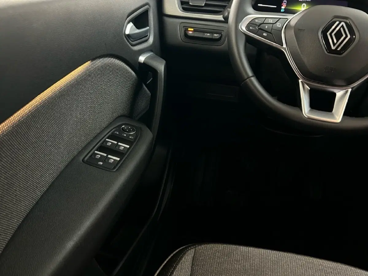 Renault Captur usata a Roma (13)