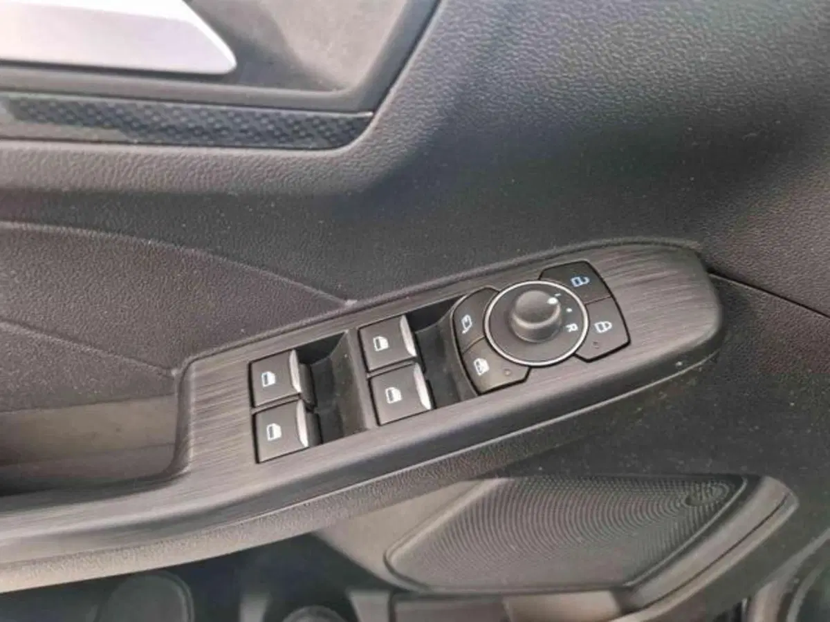 Ford Kuga usata a Bologna (18)