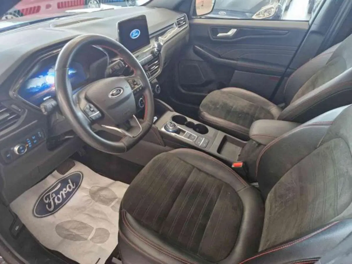 Ford Kuga usata a Bologna (8)
