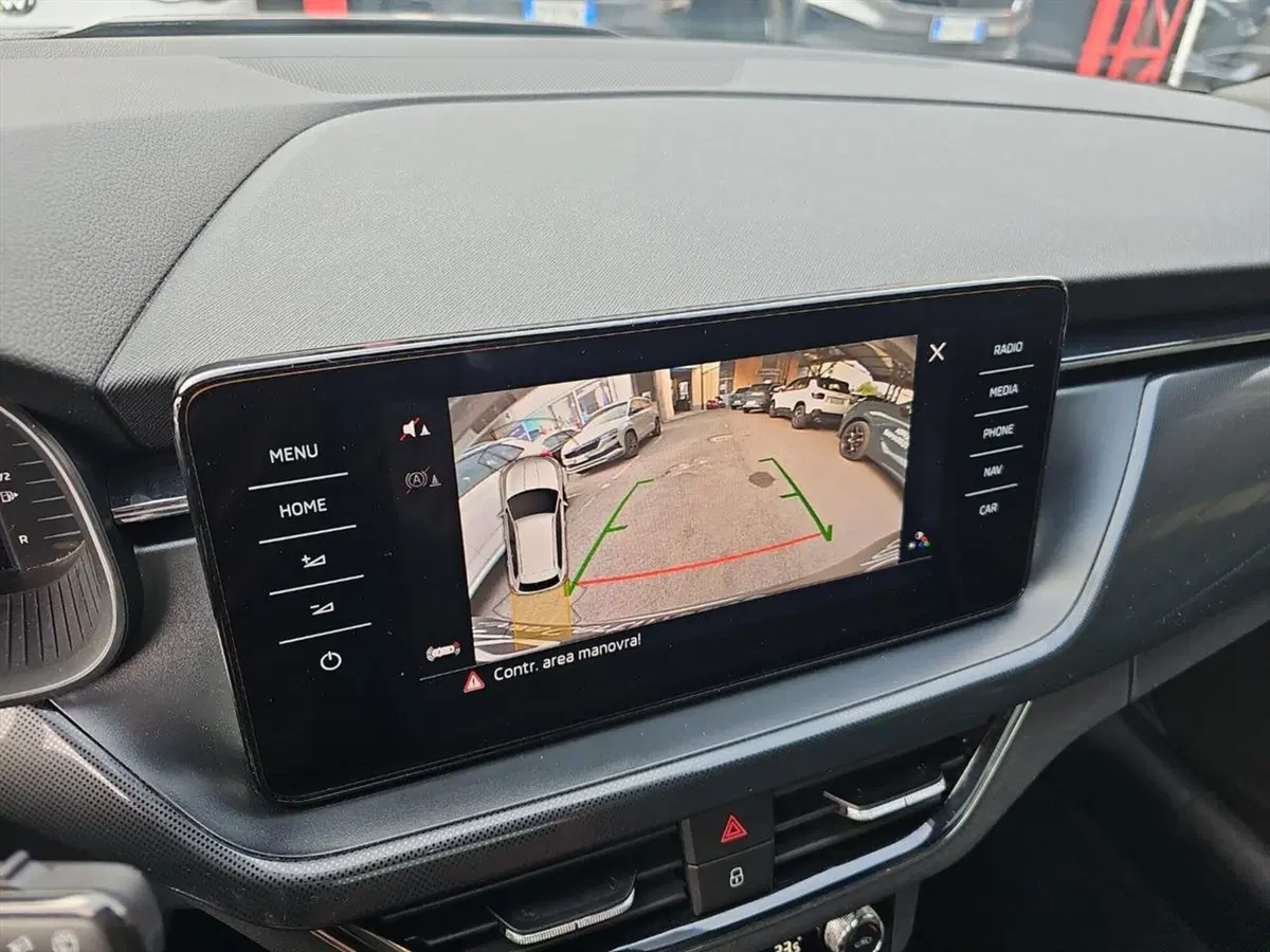 Skoda Kamiq usata a Lecco (15)