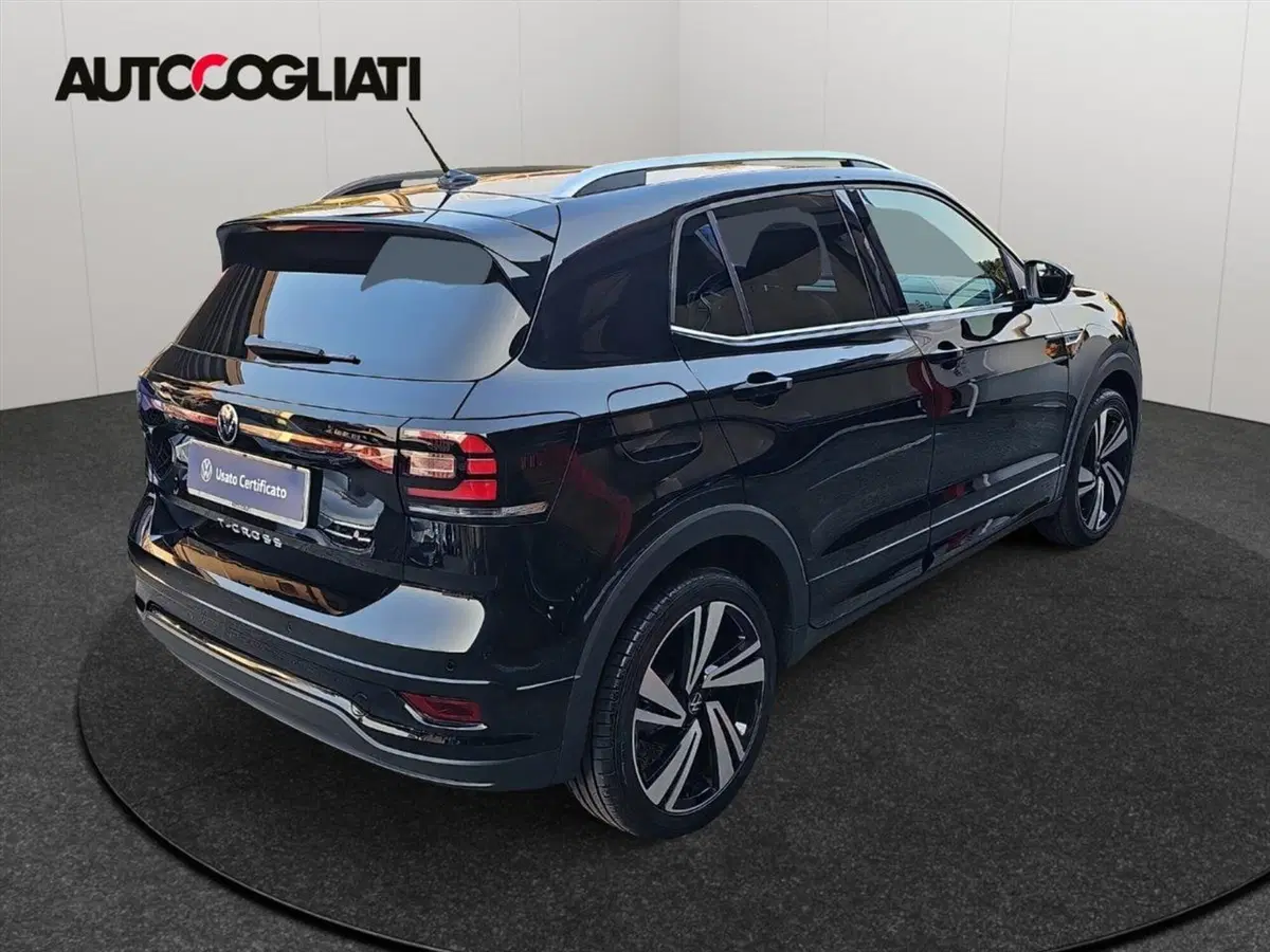 Volkswagen T-Cross usata a Lecco (5)