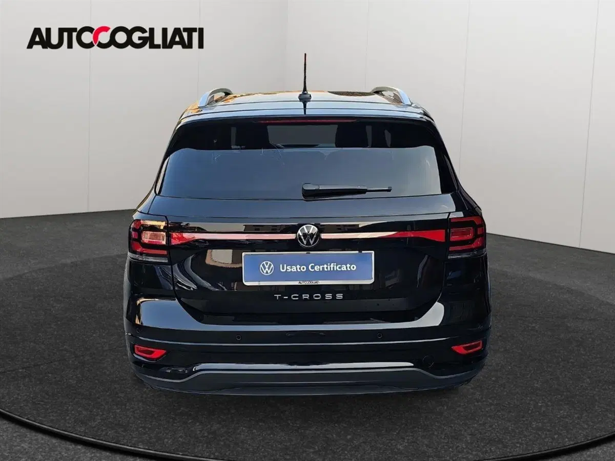 Volkswagen T-Cross usata a Lecco (6)