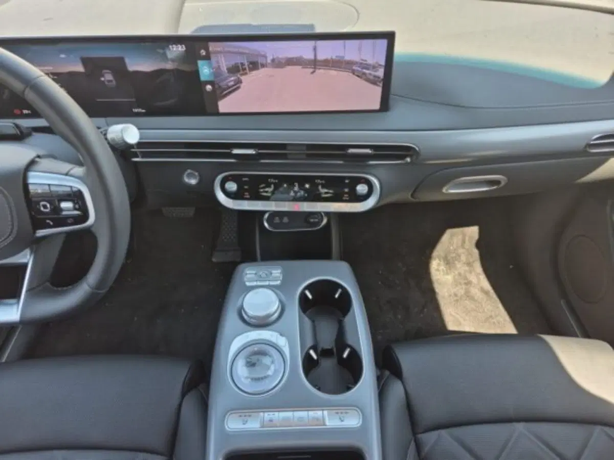 Genesis GV60 usata a Padova (12)