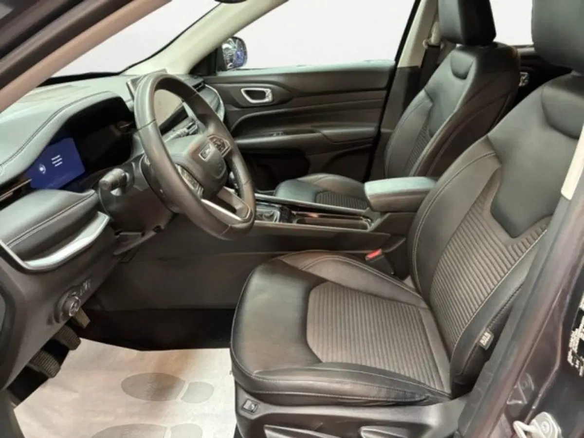 Jeep Compass usata a Padova (11)