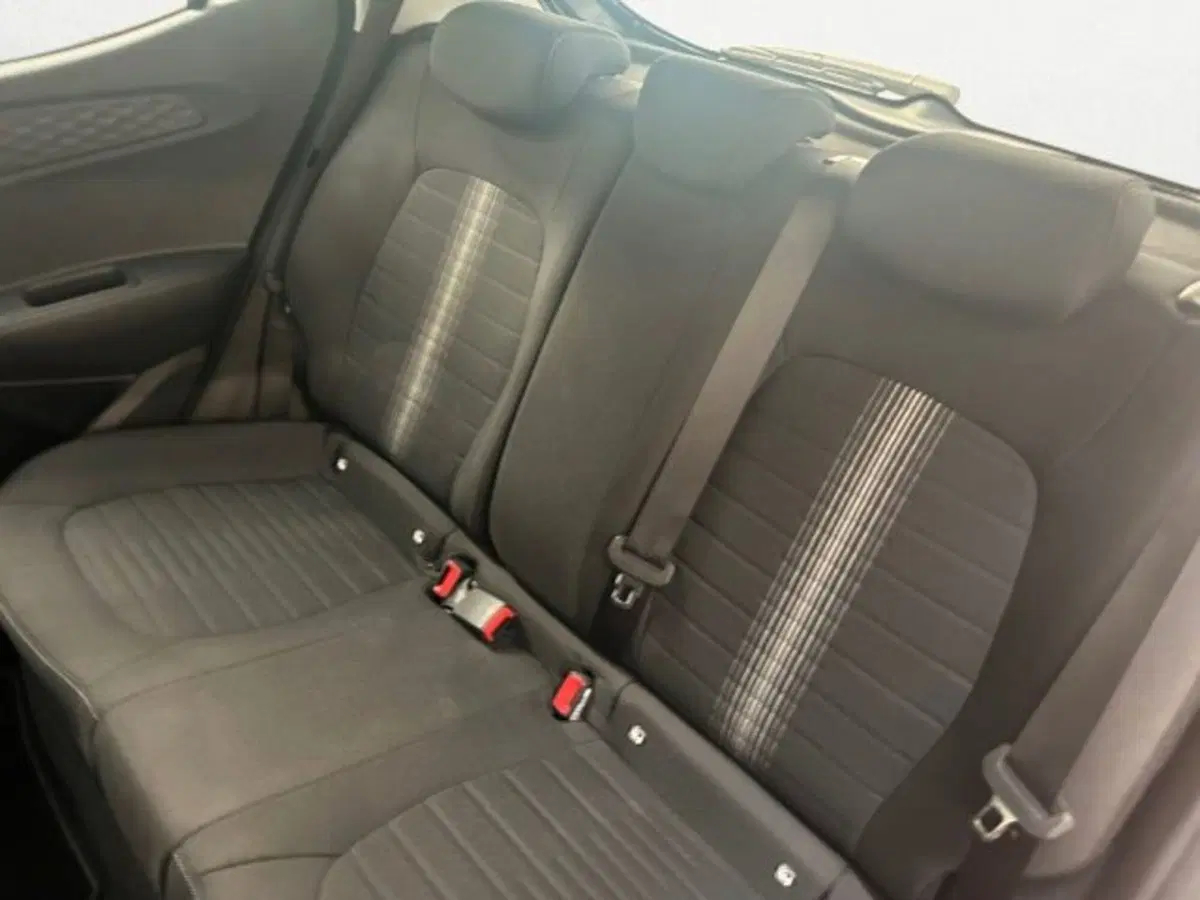 Hyundai i10 usata a Padova (11)