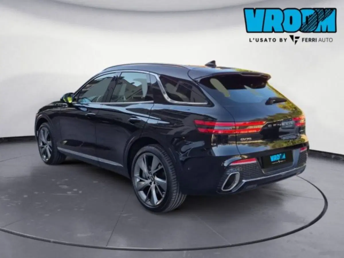 Genesis GV70 usata a Padova (9)