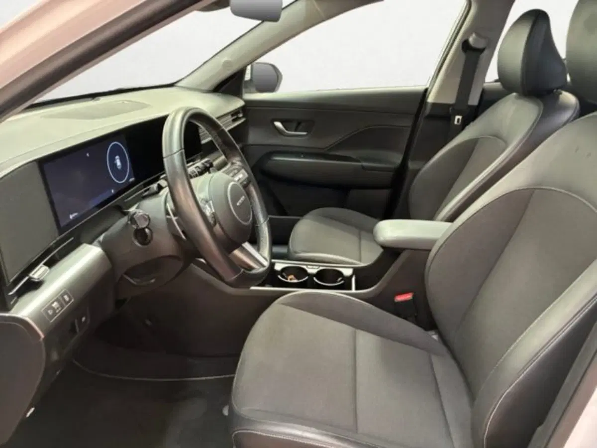 Hyundai Kona usata a Padova (10)