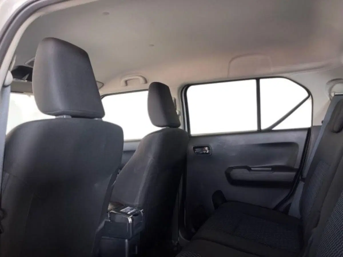 Suzuki Ignis usata a Ancona (17)