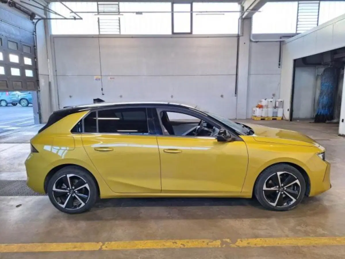 Opel Astra usata a Catania (4)