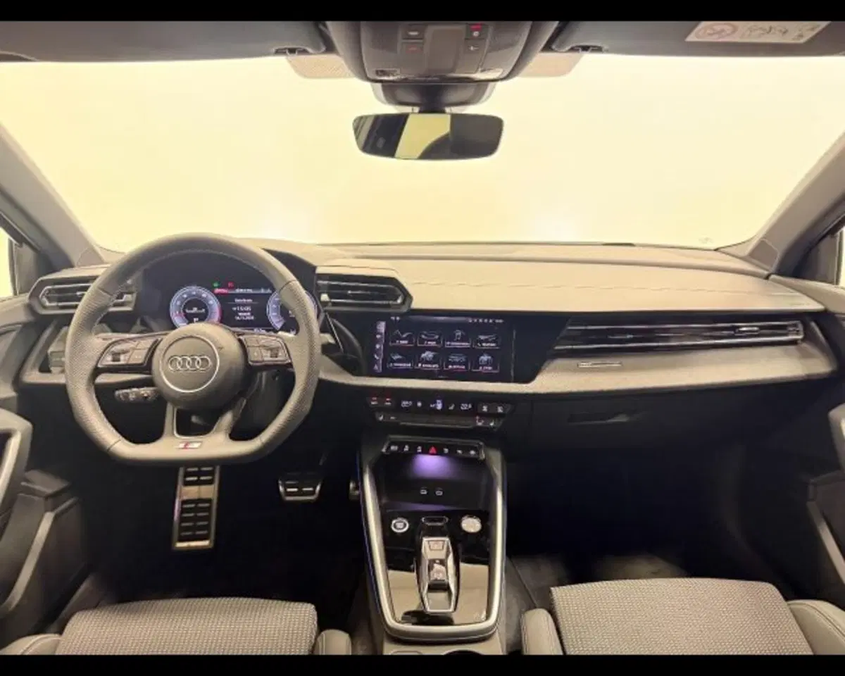 Audi A3 allstreet nuova a Treviso (4)