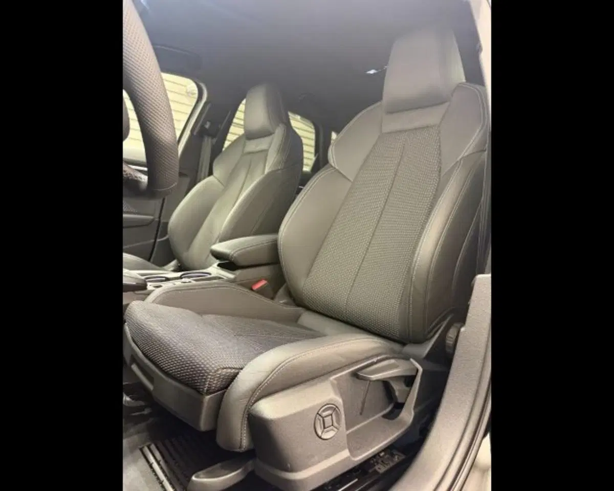 Audi A3 allstreet nuova a Treviso (8)