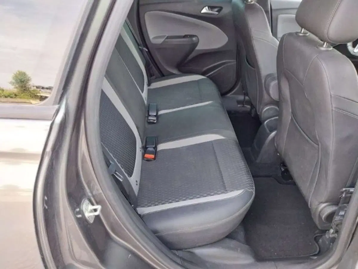 Opel Crossland X usata a Firenze (11)