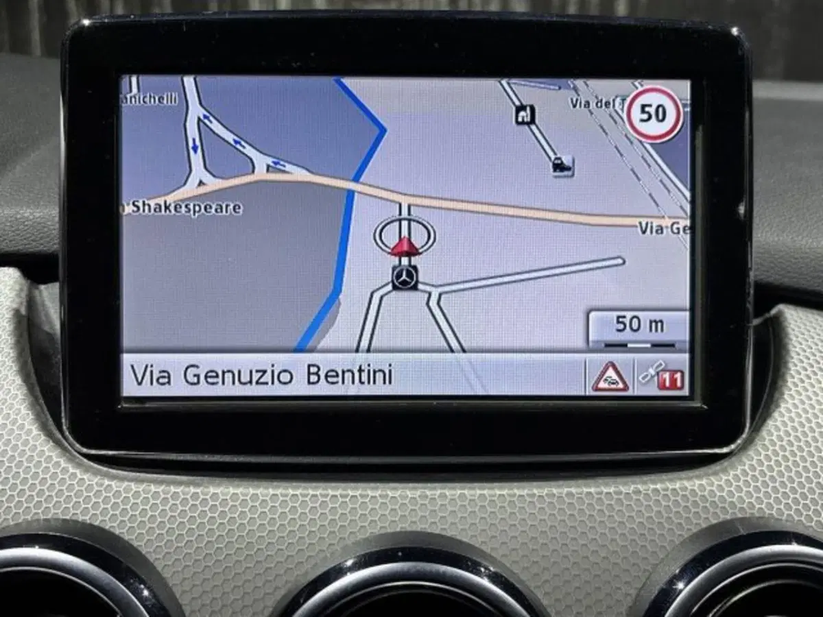 Mercedes-Benz Classe B usata a Bologna (14)