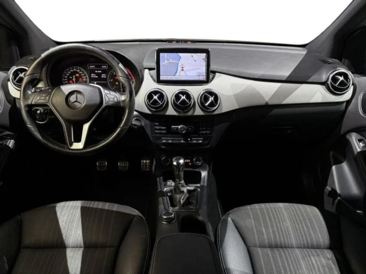 Mercedes-Benz Classe B usata a Bologna (9)