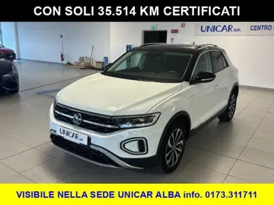 Volkswagen T-Roc 1.5 tsi Style del 2023 usata a Alba