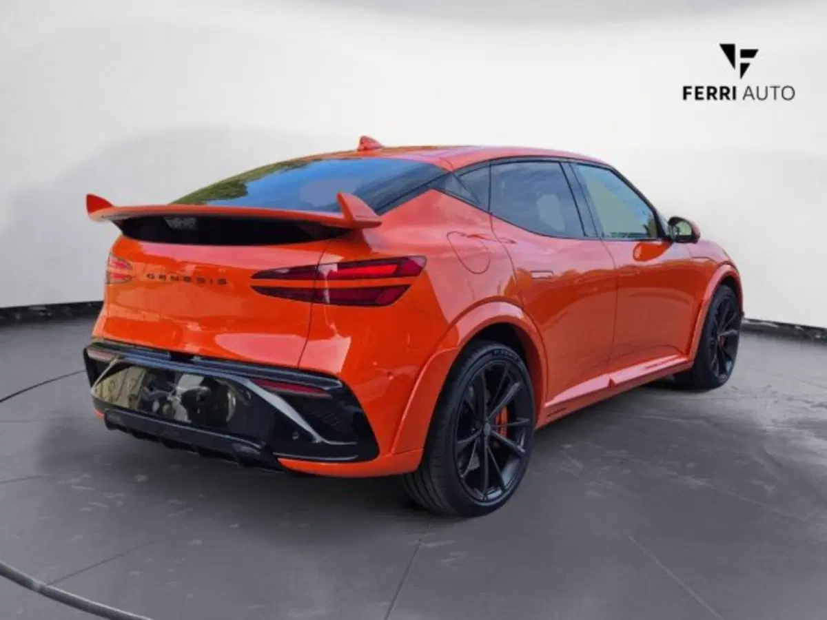 Genesis GV60 Magma nuova a Treviso (7)