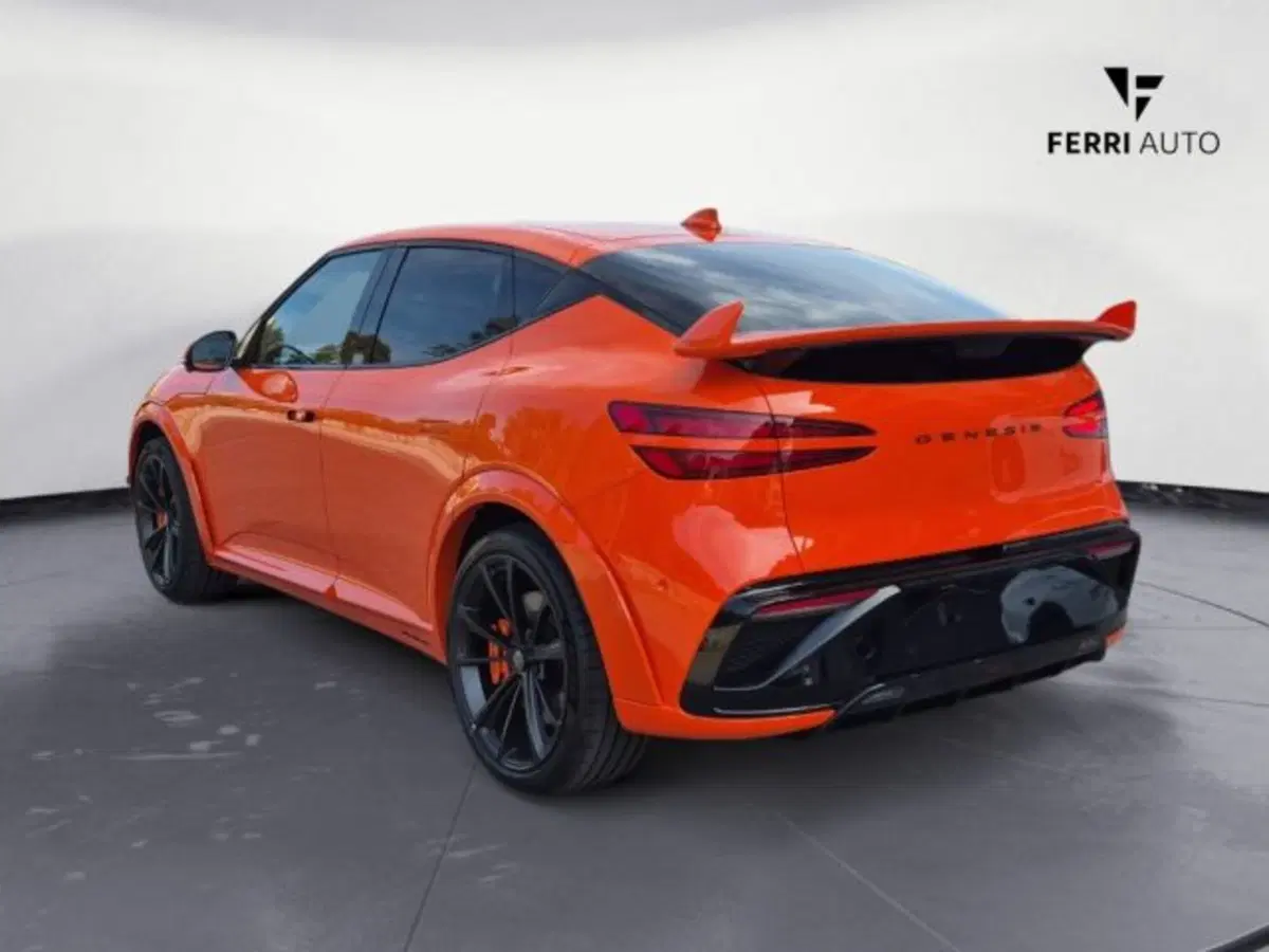 Genesis GV60 Magma nuova a Treviso (9)