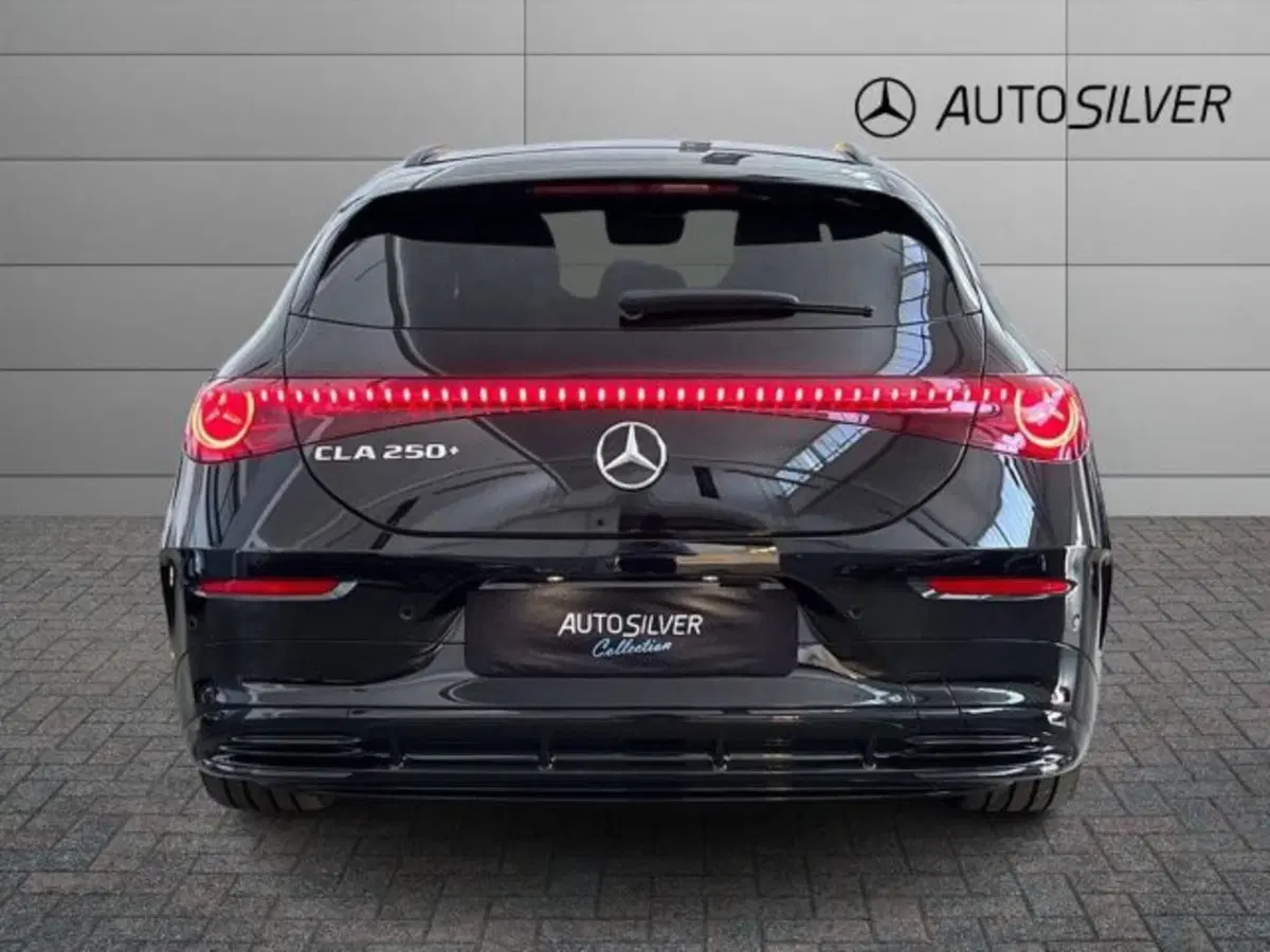 Mercedes-Benz CLA Shooting Brake nuova a Verona (4)