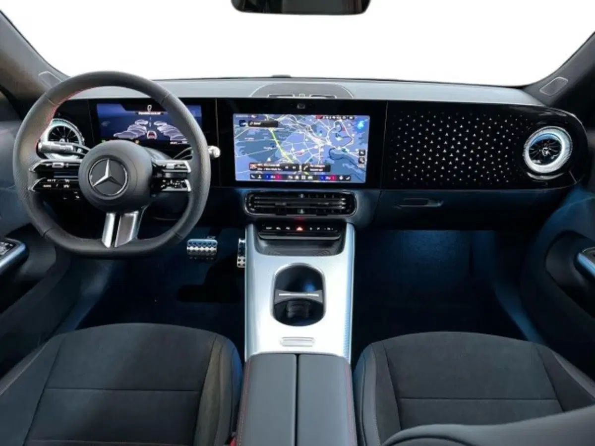 Mercedes-Benz CLA Shooting Brake nuova a Verona (9)