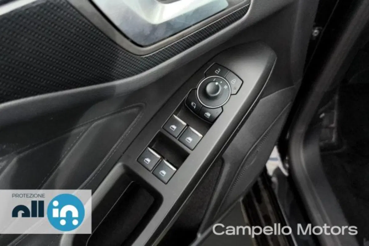 Ford Focus Station Wagon usata a Venezia (15)