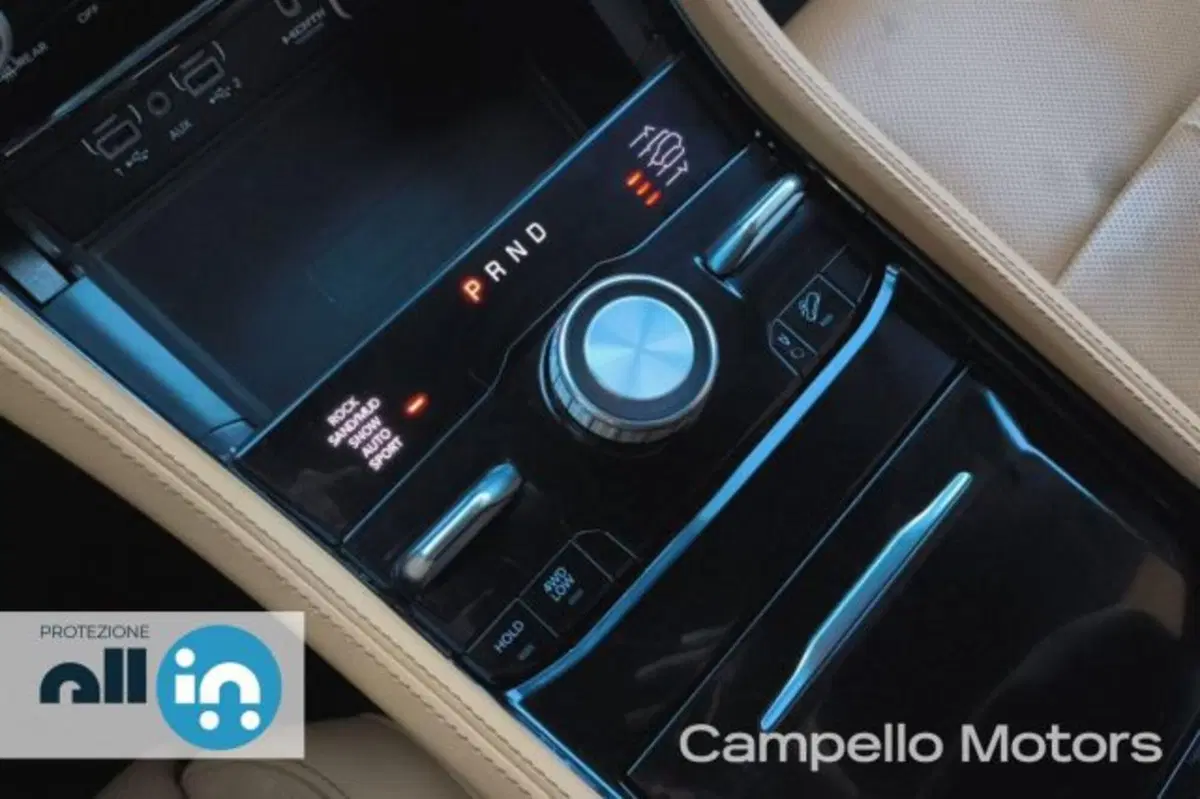 Jeep Grand Cherokee usata a Venezia (16)