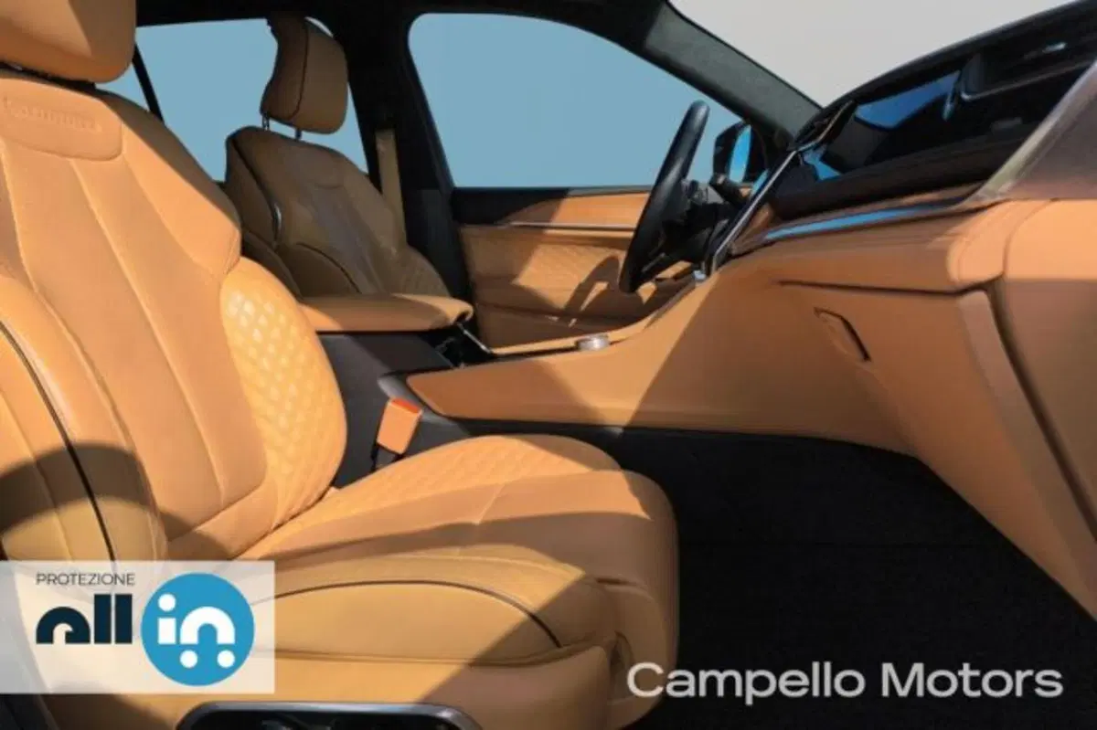 Jeep Grand Cherokee usata a Venezia (18)
