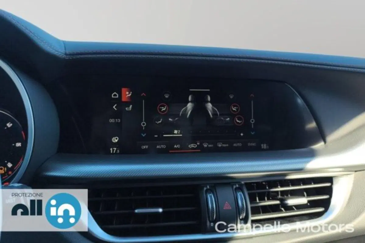 Alfa Romeo Stelvio usata a Venezia (11)