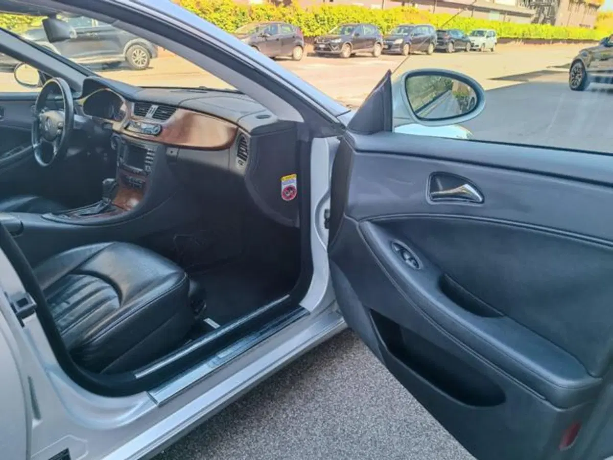 Mercedes-Benz CLS usata a Pisa (6)