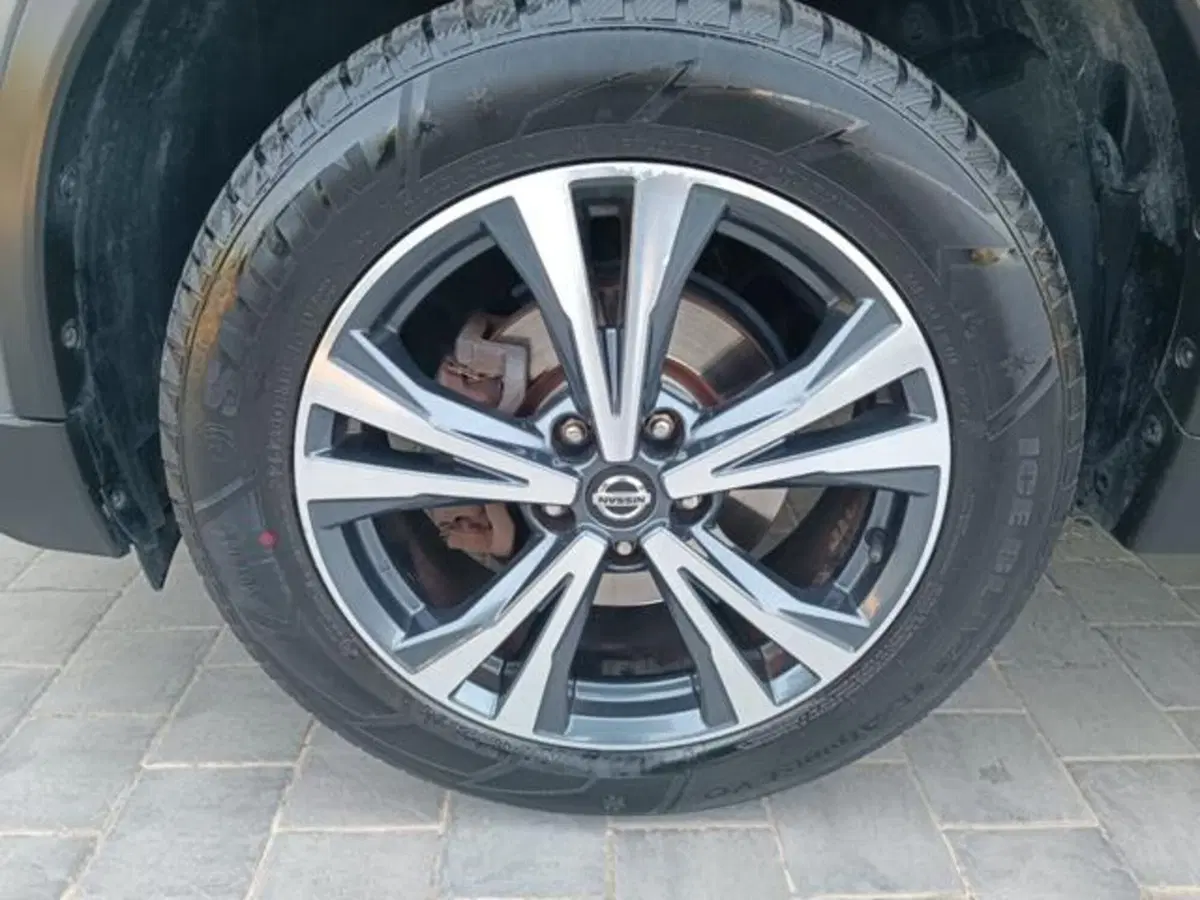 Nissan X-Trail usata a Pisa (9)