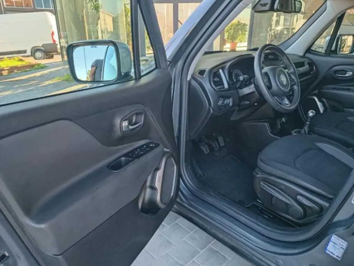 Jeep Renegade usata a Pisa (14)