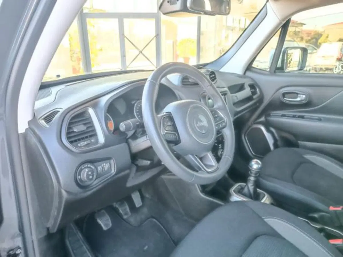 Jeep Renegade usata a Pisa (17)