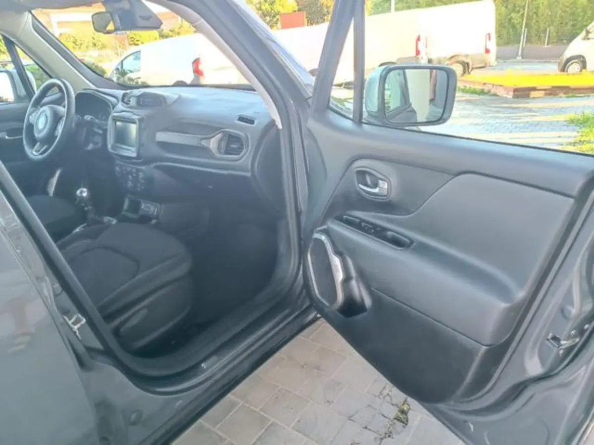 Jeep Renegade usata a Pisa (2)