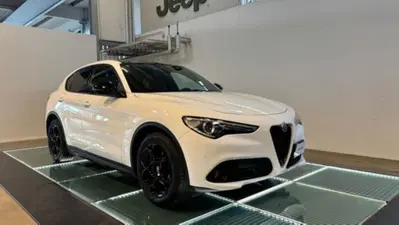 Alfa Romeo Stelvio Stelvio 2.2 Turbodiesel 160 CV AT8 RWD Sprint del 2022 usata a Reggio nell'Emilia