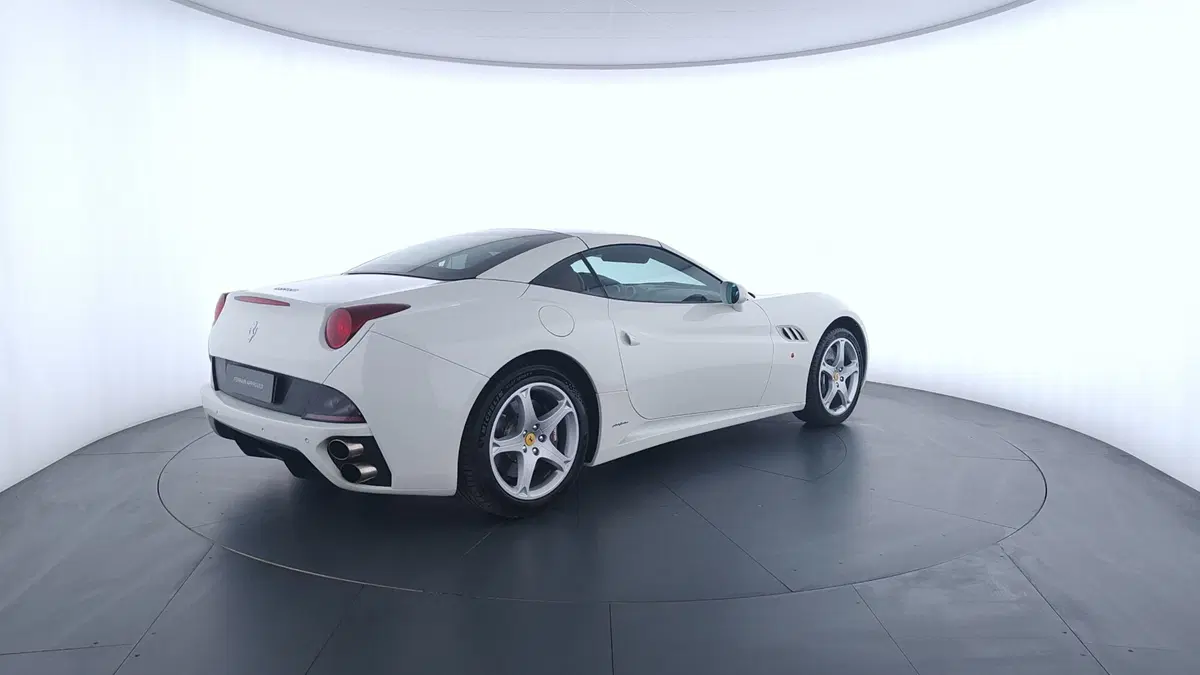 Ferrari California Spider usata a Perugia (5)