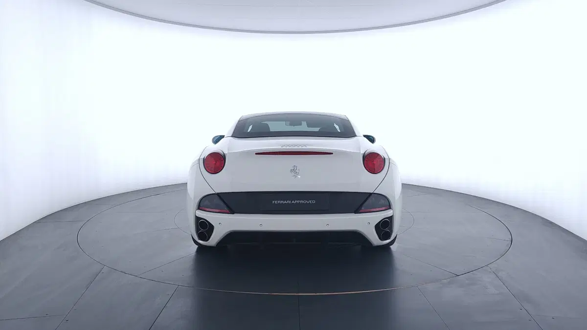 Ferrari California Spider usata a Perugia (6)