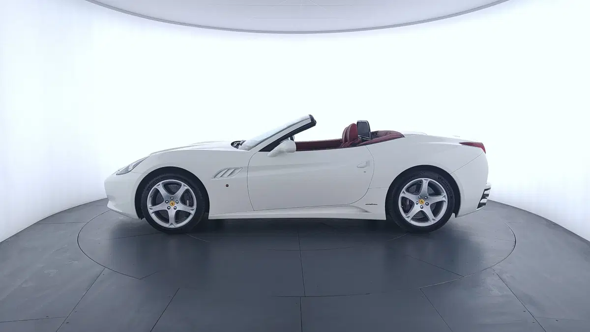 Ferrari California Spider usata a Perugia (8)