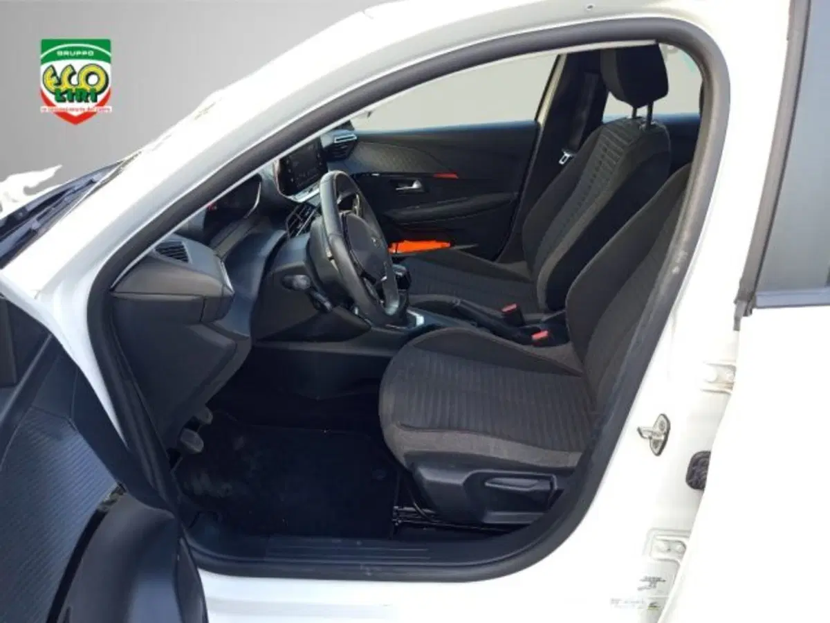 Peugeot 208 usata a Frosinone (6)