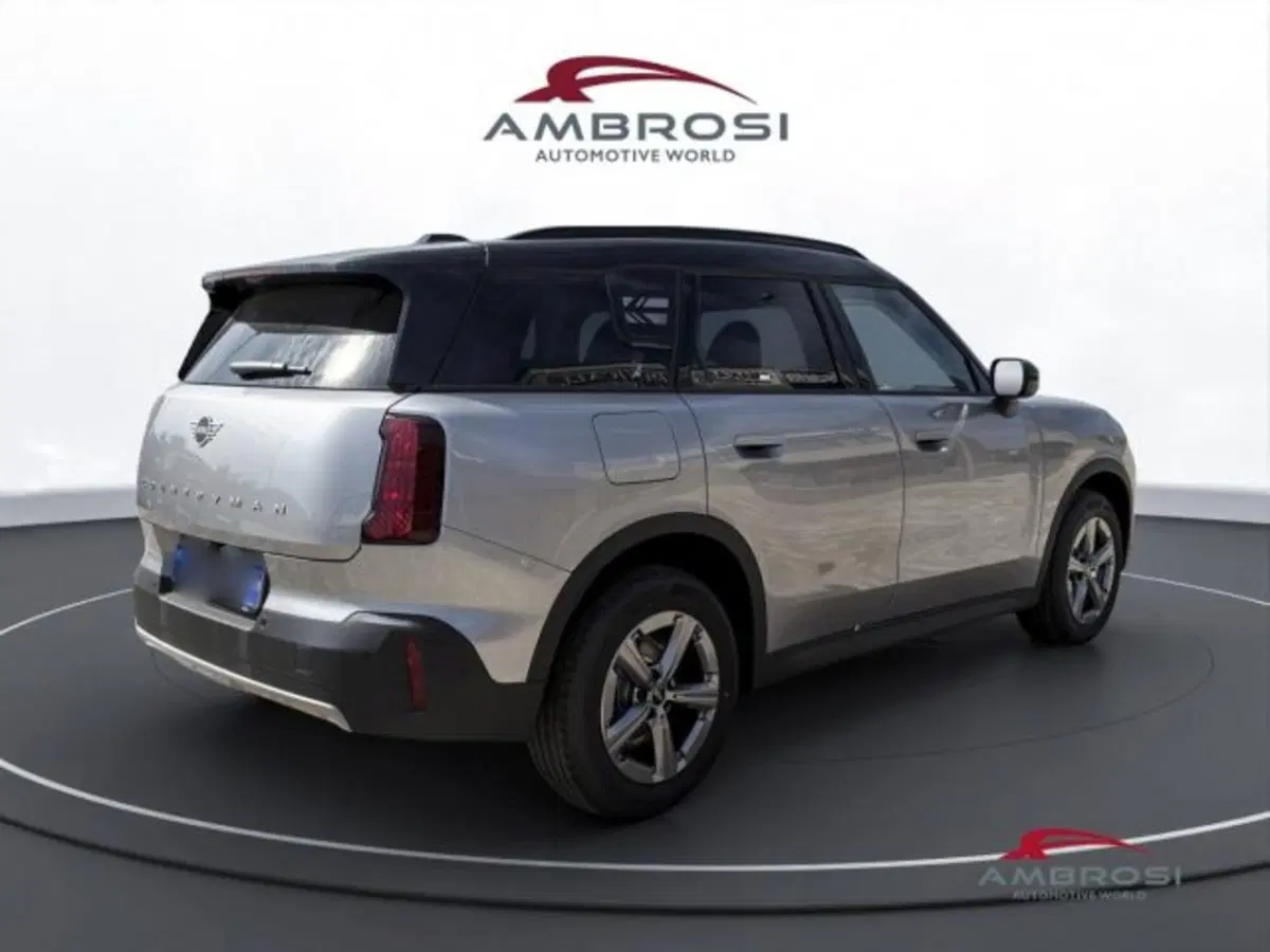 MINI Mini Countryman nuova a Perugia (3)