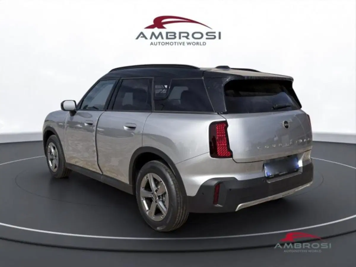 MINI Mini Countryman nuova a Perugia (4)