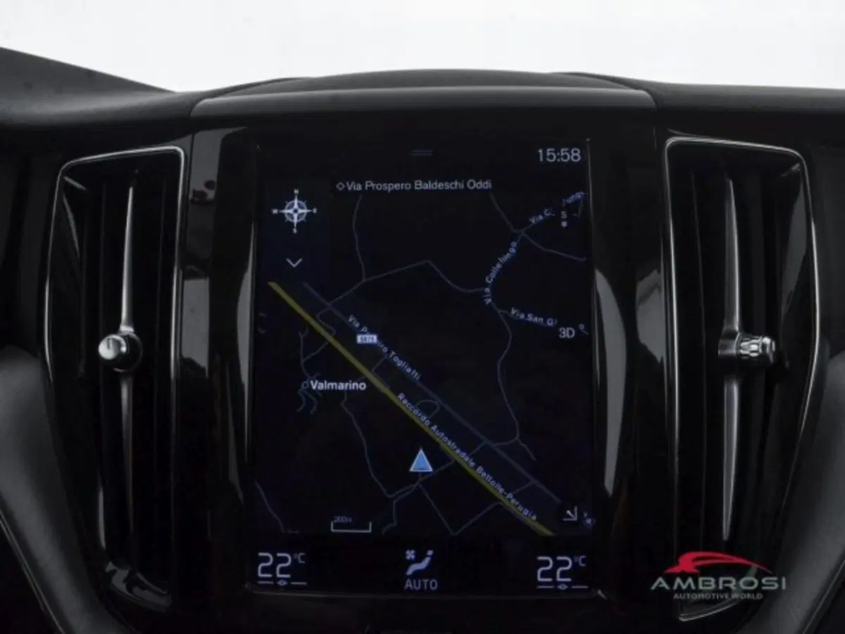 Volvo XC60 usata a Perugia (15)