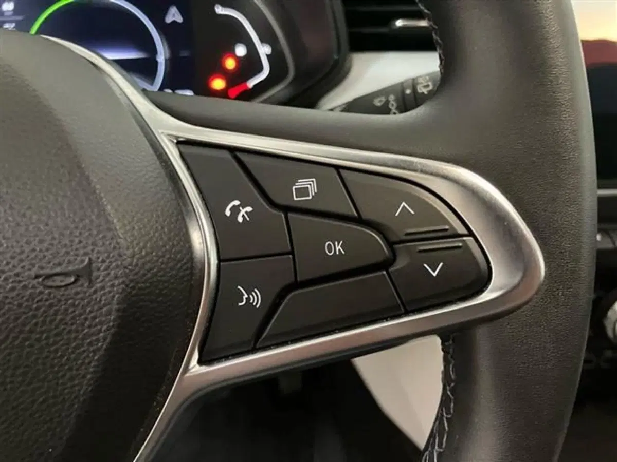Renault Clio usata a Como (18)