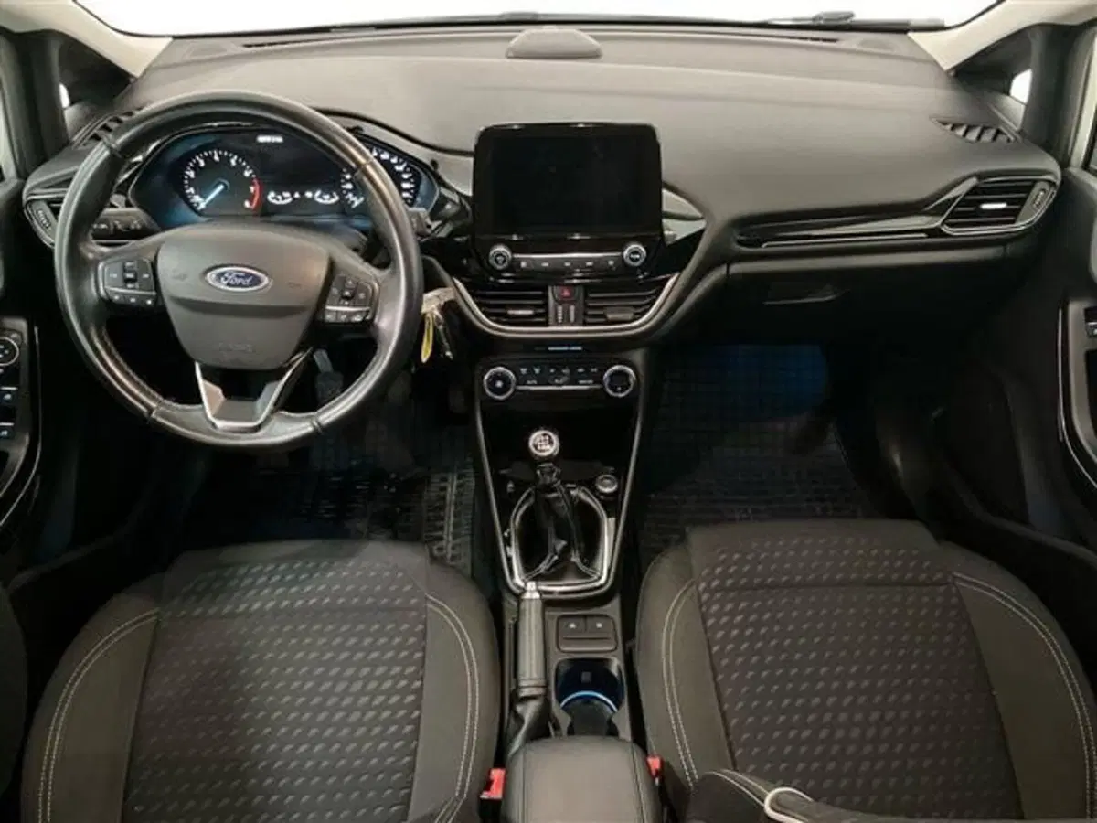 Ford Fiesta usata a Como (9)