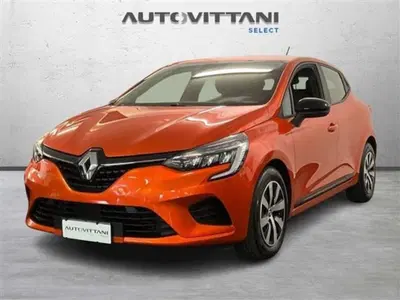 Renault Clio TCe 90 CV 5 porte Equilibre del 2023 usata a Como
