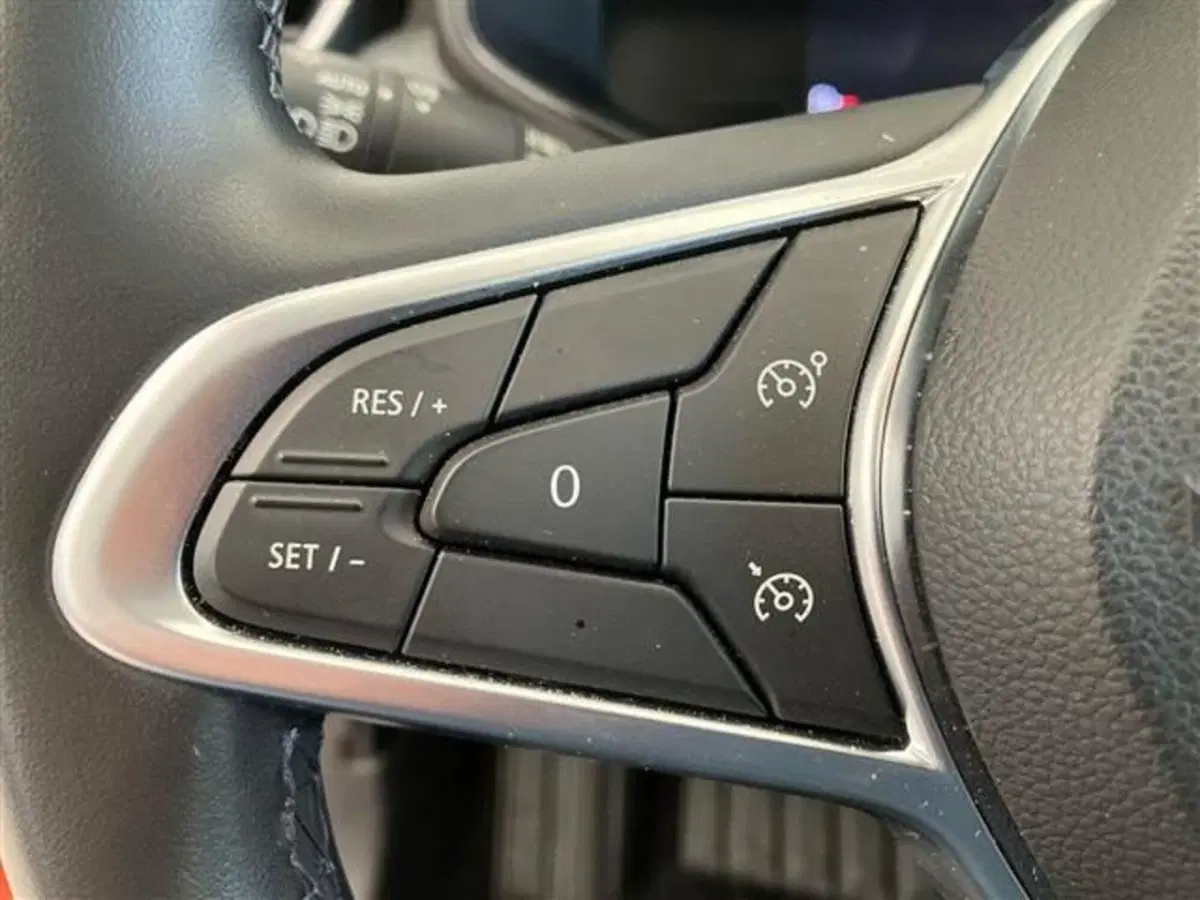 Renault Clio usata a Como (17)