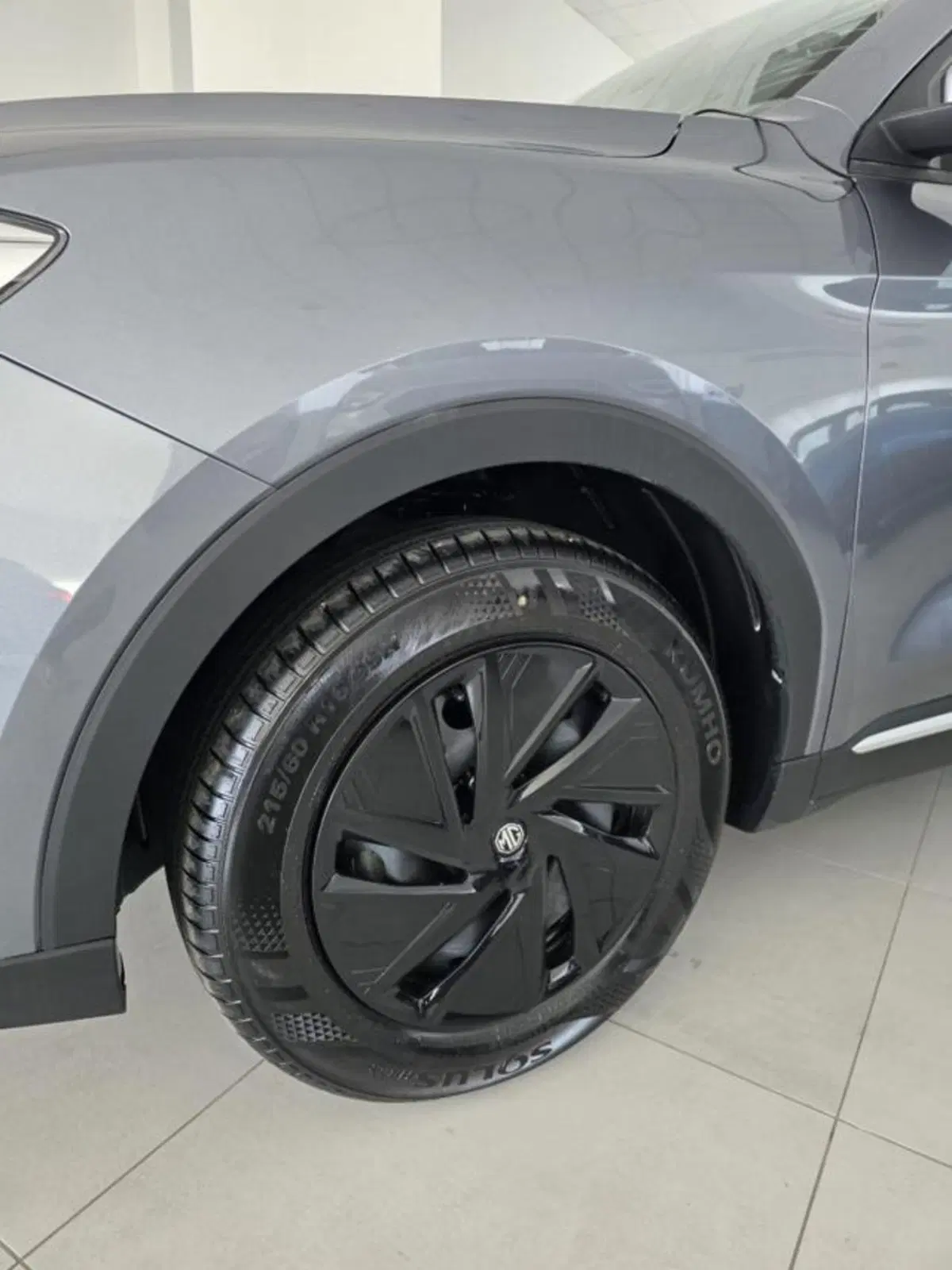 Mg ZS nuova a Napoli (5)