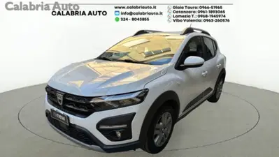Dacia Sandero Stepway 1.0 TCe 100 CV ECO-G Comfort del 2021 usata a Gioia Tauro