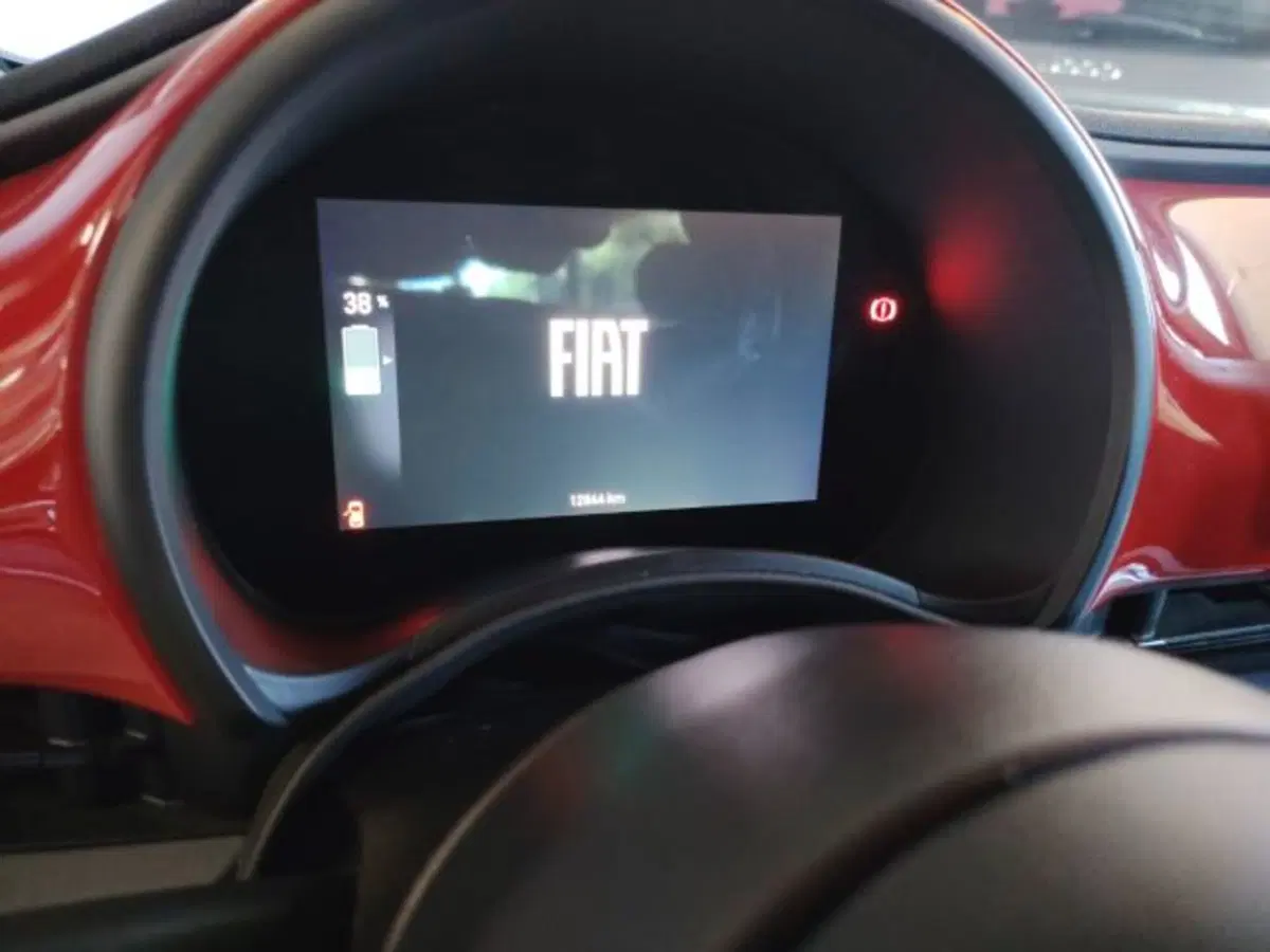 Fiat 500e usata a Forlì-Cesena (15)